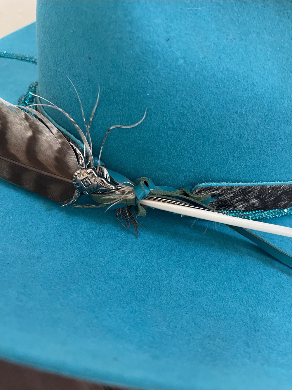 Rodeo King Beaver 7XXXXXXX  Cowboy Hat with Custom CowhideBand with feather. - Picture 3 of 10